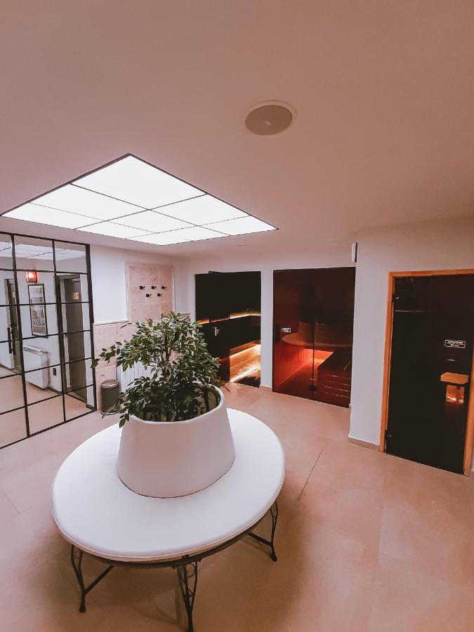 Stand'art - , смолянски езера Apartament